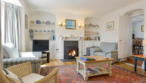 Agar Cottage - Photo 2