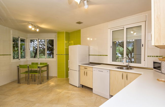 Apartamentos Turisticos Zahazar - Photo 52