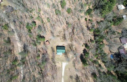 Cozy 3-Bedroom Retreat in Manistee - Foto 34