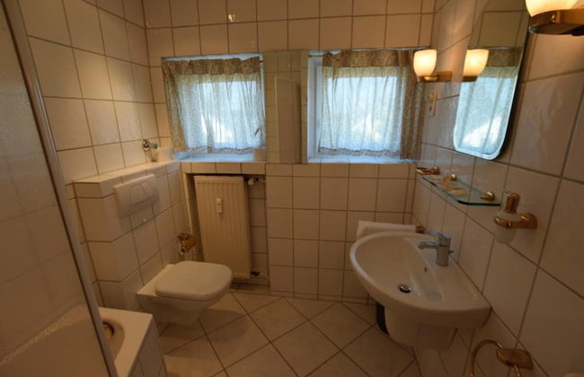 Tolstov-Hotels Generous 3 Room Apartment - Photo 44