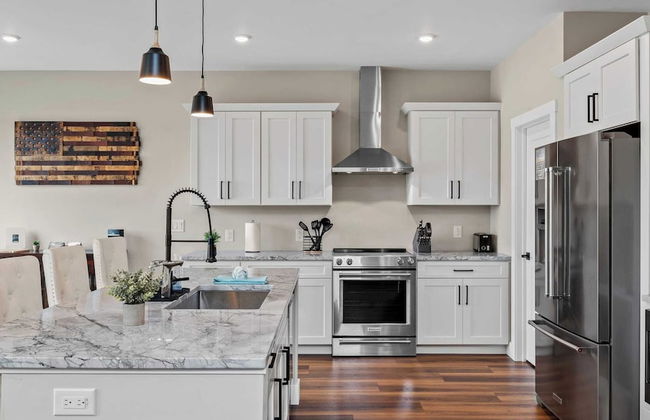 Lakeside Serenity by Avantstay Lakefront, Newly Built, Deck w/ Views! - Foto 16