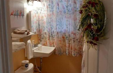 #05 - Lakefront Two Bedroom Cottage- Pet Friendly - Foto 18