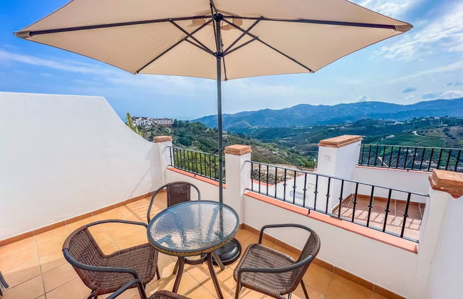 Modern Two Bedroom Apartment With Pool - Foto 28