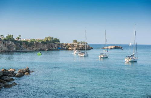 Villa Sunrise Majestic Seaview with Private Pool - Photo 45