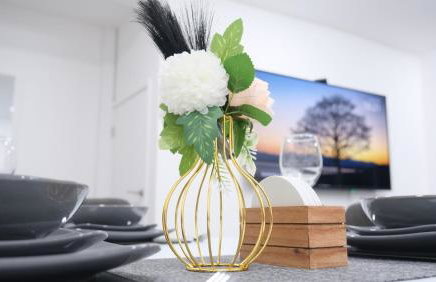 ETIHCITY - 3 Bedroom Semi - Free Parking near Etihad Stadium, Tourist attractions, Manchester City Centre, Transport and Motorway Links next to McDonald's - Sky n Netflix - Foto 30