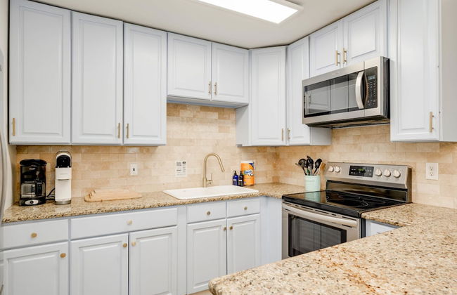 4 3 two King Beds Perfect Sunset Lake Views Pickleball Fire pit Lvl2 EV POA Pool - Foto 25