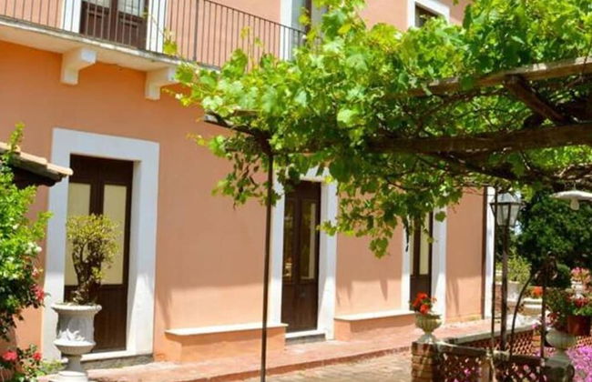 Villa Bonaccorso - La Dimora Immersa Nella Natura ai Piedi Dell Etna - Foto 5