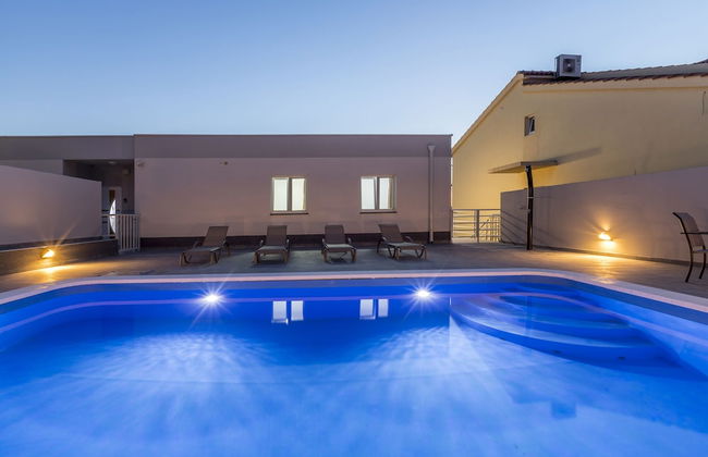 House With Private Pool M&M - Foto 27