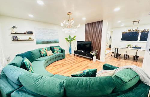 Urban Oasis I Stylish Getaway to NYC with Parking - Foto 1