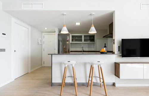 Sorolla 105, luxury, beach, free parking, all services, quite neighborhood, SO - Photo 11