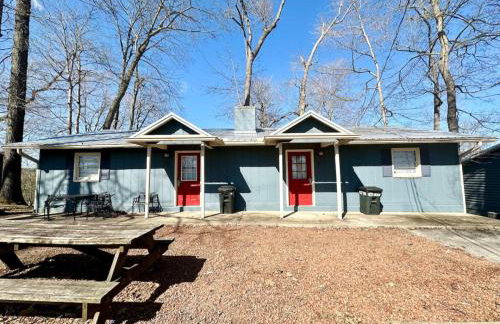 Cottage 11 Lees Ford Marina - Photo 6