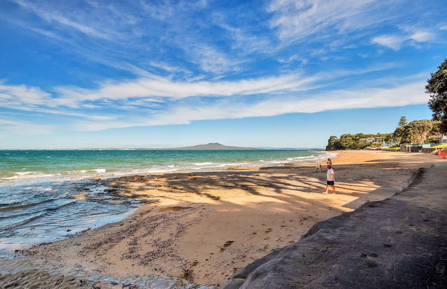 Elegant Sea-View Villa on the Northshore - Photo 46