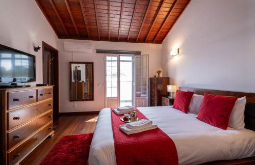 Azores Palmeira Villa - Photo 2