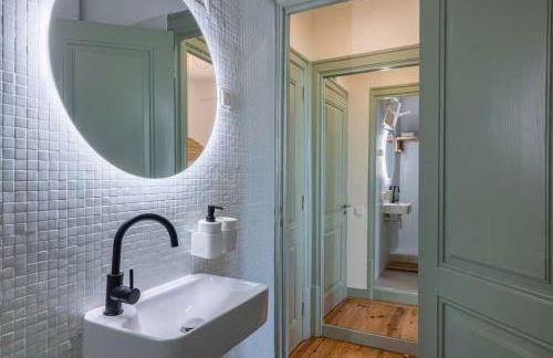 Monte Estoril Train Station - Seaside Apartment - Photo 16