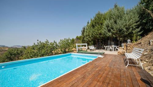 Villa in Nissoria With Private Pool - Foto 2
