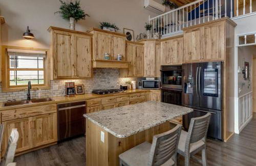 Cozy Home, Hot Tub, Dock, Kayaks, Swimming & More! - Photo 31