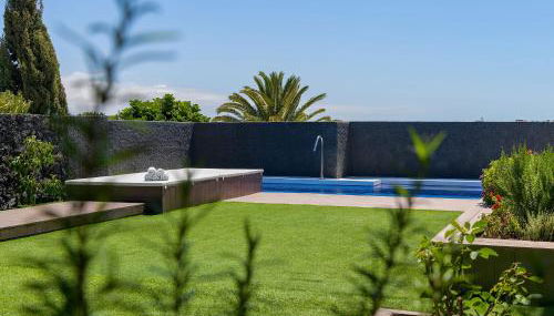 Luxury and Harmony House - Photo 2, Garden, Garden view