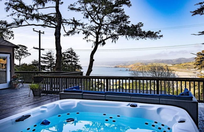 Marbella Lane Pedro Point Beach House with Hot Tub - Foto 1