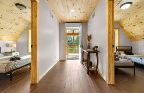 The A-mazing Creekside Escape - Foto 23