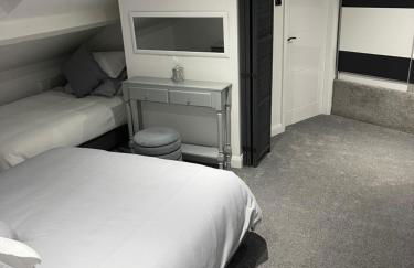 The Welcome Apartment - Photo 17