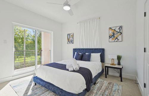 Upscale Group Getaway Sleeps 25 Downtown Dallas - Foto 52