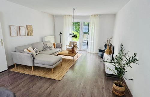 "Casa Nova - Garden Retreat Herford" ruhiges Townhouse mit Garten & Stil nahe Messe Bad Salzuflen - Foto 1