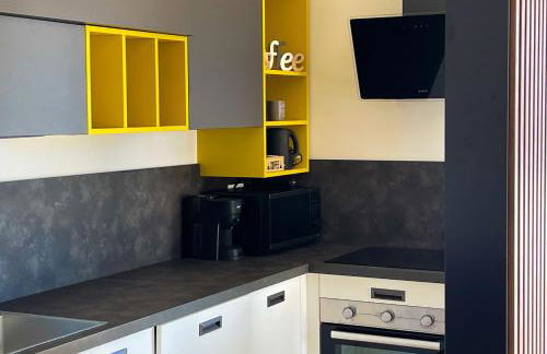 GEA SEAVIEW APARTMENT - Bright Top-Floor Gem in central Nettuno, Steps from the Station - Foto 10