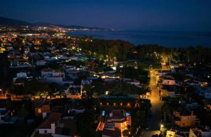 VACATION MARBELLA I Villa Bosquecito, Giant Private Heated Pool, 4min to the Beach, 6 BR, Spacious Villa - Foto 49