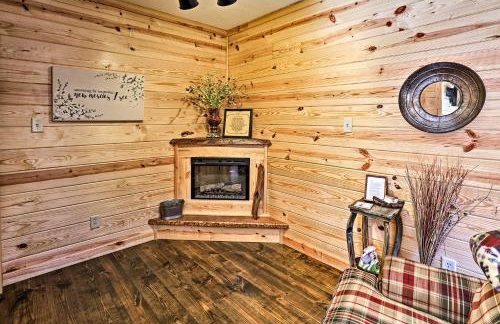 Serene Cabins with Decks and 8 Acres on Kiamichi River - Foto 11