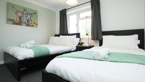 Homely ! Perfect for Contractors and Guests with Private off street parking - Foto 3, towels, heating