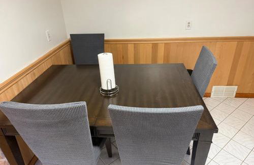 Sleep12-16guests ranch in West Seneca entire house - Foto 68