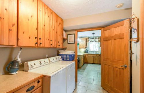 Waterfront Johnson Lake Getaway with Fire Pit! - Foto 21