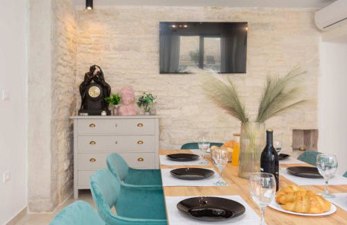 Designer Villa Simone - Modern & Heritage Style with Office - Foto 52