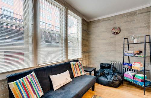 Lovely Near Loyola - Enjoy the Wonderful Outdoor Space and Sun Room - Room for the Whole Crew apts - Foto 10