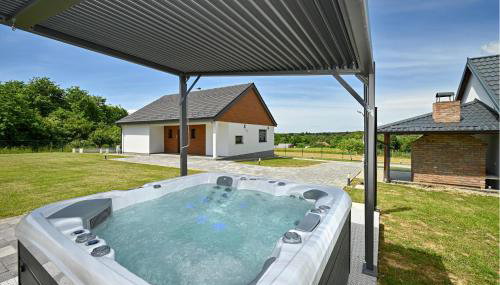 Cozy Home In Husinec With Sauna - Foto 1