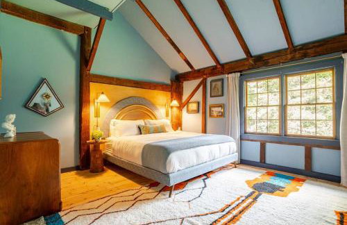 Unique Fully Restored Landmark Barn in Hudson - Foto 48