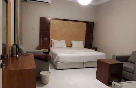 Rehana Al-Worood Khamis Mushait - Photo 23