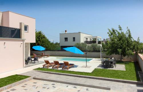 New modern villa Gogo with private pool near the beach and town of Pula by WiiBuk - Foto 54