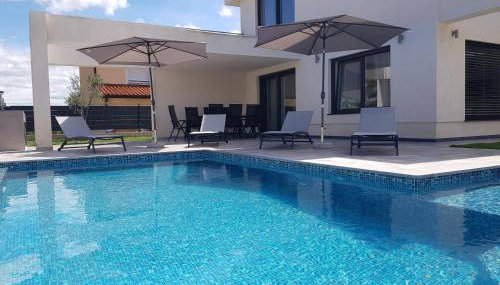 Villa Dorina - Foto 1