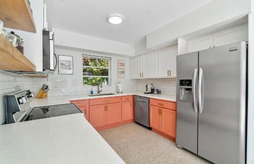 Charming Coral Ridge 2BR 2BA Near Beach plus Pool - Foto 39