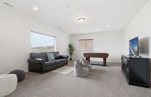 Private Family Home with Hot Tub - Foto 49