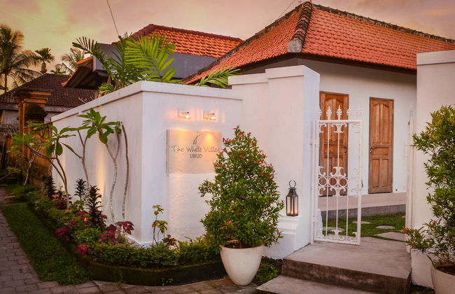The White Villas Ubud - Photo 48