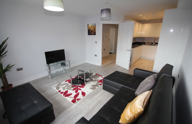 Holden Court - Photo 21