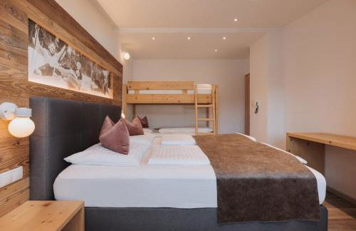 Alpenvilla Large Family Apartment - by Familiaris- Pools 500 meters - Foto 14