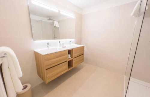 Bajo con Jardín en la Milla de Oro - Foto 38