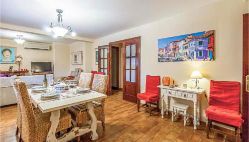 Lovely Home In Tomares With Kitchen - Foto 4