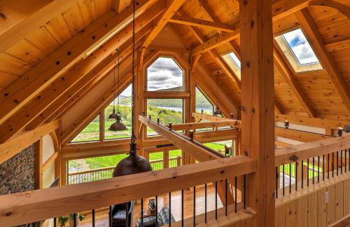 Naples Cabin with Lake Views and Wraparound Deck! - Foto 9