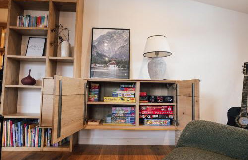 Die Watzmannsuite - Familienfreundliche Ferienwohnung in historischer Villa mit Kamin, Infrarotsauna, Balkon, Garten, nur 10 Gehminuten ins Zentrum von Berchtesgaden - Foto 24