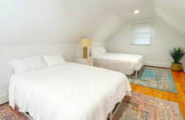 Luxe 10 guest Cottage Ski-Golf-Firepit-Lakes-Hike - Foto 18