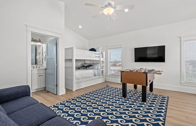 Spectacular 3br 4ba w/ Private Pool, 2 Min Walk to Beach - Sleeps 15! - Foto 18